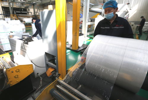 24小时运转保供应 装饰材料销售企业赶制防护用品原料